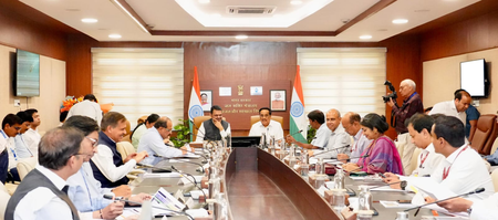 Maha CM seeks loan restructuring, MSP hike for sugar industry​