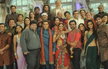 Anees Bazmee gets nostalgic as Salman Khan-starrer ‘Ready’ clocks 15 years