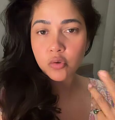 Narayani Shastri recalls scary health scare after severe abdominal pain lands her in hospital at 2 AM Narayani Shastri recalls scary health scare after severe abdominal pain lands her in hospital at 2 AM