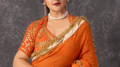Rashami Desai opens up on the darkest phase when she’d blocked her mother from her life Rashami Desai opens up on the darkest phase when she’d blocked her mother from her life