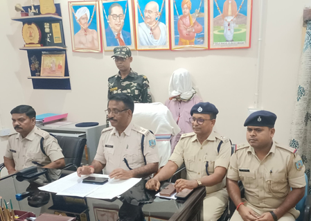 Jharkhand man held for killing minor daughter over marriage dispute in Garhwa Jharkhand man held for killing minor daughter over marriage dispute in Garhwa