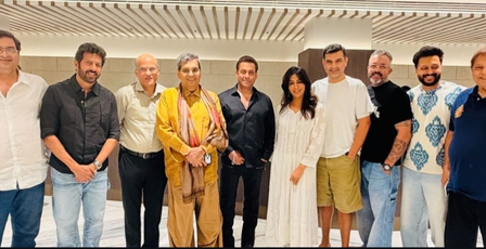 Subhash Ghai, Sooraj Barjatya, David Dhawan unite to watch Salman Khan’s rough cut of ‘Maatrubhumi’ Subhash Ghai, Sooraj Barjatya, David Dhawan unite to watch Salman Khan’s rough cut of ‘Maatrubhumi’