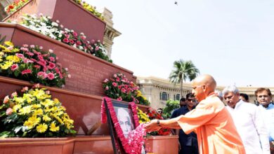 ‘Great son of India and messiah of farmers’, CM Yogi pays homage to Chaudhary Charan Singh