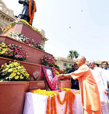 ‘Great son of India and messiah of farmers’, CM Yogi pays homage to Chaudhary Charan Singh