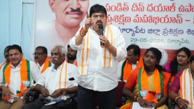 Congress talking about NTR to lure Andhra voters, says Telangana BJP chief
