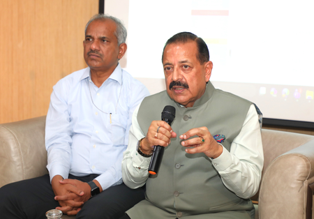 Delhi IGI airport receives India’s 1st SkyCast System for enhanced aviation weather monitoring