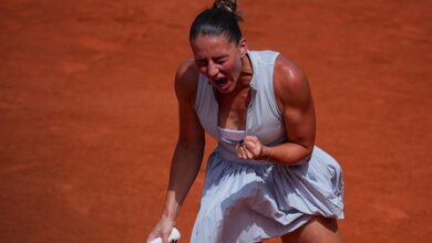 French Open: Kostyuk sets up Swiatek rematch as winning streak rolls on French Open: Kostyuk sets up Swiatek rematch as winning streak rolls on