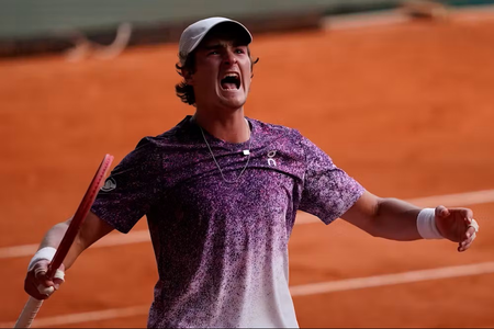 French Open: In epic comeback, Fonseca rallies from two sets down to stun Djokovic in Round 3 French Open: In epic comeback, Fonseca rallies from two sets down to stun Djokovic in Round 3