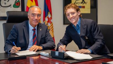 FC Barcelona signs England winger Anthony Gordon