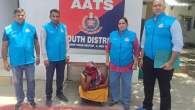 Delhi Police apprehends woman drug peddler with 112.32 grams of heroin