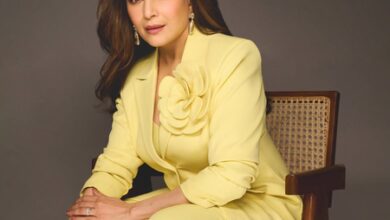 When Madhuri Dixit recalled the exact moment she first realized she was famous When Madhuri Dixit recalled the exact moment she first realized she was famous