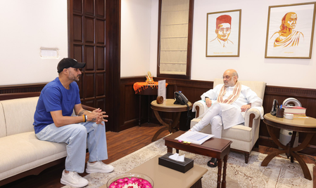 Harbhajan discusses Punjab issues with HM Amit Shah