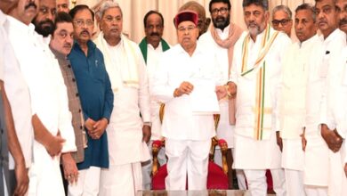 Shivakumar stakes claim to form govt; Guv invites him to take oath with team