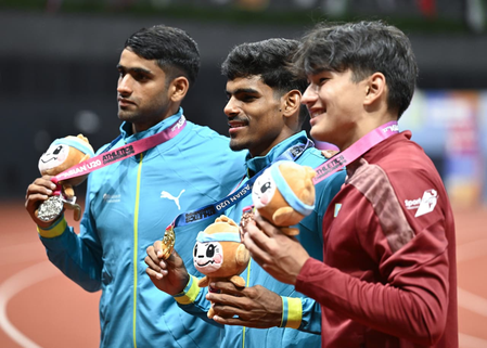 Gujarat’s Rahul Jakhar wins Asian U20 decathlon gold, sets national record Gujarat’s Rahul Jakhar wins Asian U20 decathlon gold, sets national record