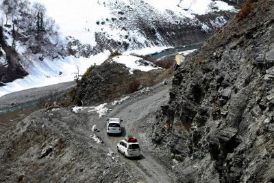 Driver & helper escape miraculously as truck drops into 400-ft-deep gorge near Zojila Pass Driver & helper escape miraculously as truck drops into 400-ft-deep gorge near Zojila Pass