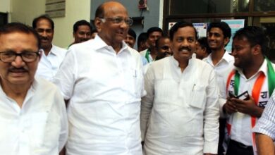 Maha: Sunil Tatkare meets Sharad Pawar, says visit was only to inquire about health