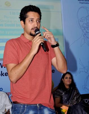 Calcutta HC gives interim protection from coercive police action to actor Parambrata Chatterjee