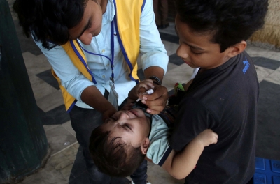 Pakistan: Two police personnel guarding polio teams killed in attacks in Khyber Pakhtunkhwa Pakistan: Two police personnel guarding polio teams killed in attacks in Khyber Pakhtunkhwa