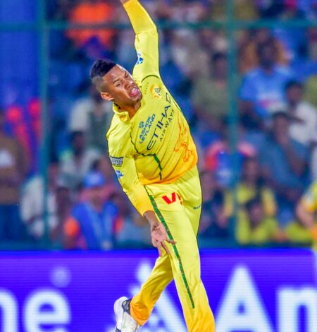 Bravo told me to be brave and trust my plans: CSK spinner Akeal on his powerplay bowling prowess