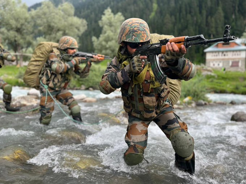 J&K: Army foils infiltration bid on LoC, terrorist killed ​