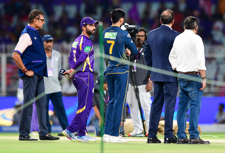IPL 2026: Unchanged Gujarat Titans elect to bowl first against KKR, Chakaravarthy returns
