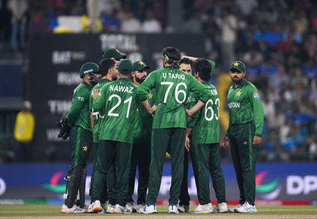Hesson begins Pakistan’s World Cup rebuild, backs youth ahead of Australia ODI series Hesson begins Pakistan’s World Cup rebuild, backs youth ahead of Australia ODI series