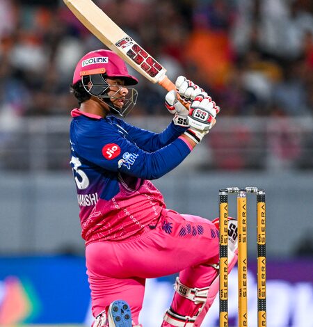 ‘He is something truly special’: Tendulkar lauds Sooryavanshi’s ‘magnificent’ batting prowess ‘He is something truly special’: Tendulkar lauds Sooryavanshi’s ‘magnificent’ batting prowess