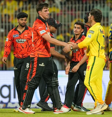 IPL 2026: ‘CSK should be emotional about their performances, not players,’ says Manjrekar on Dhoni’s Chepauk appearance