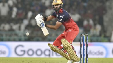 ‘Dev and Rajat showed great character’: Mo Bobat after RCB loss