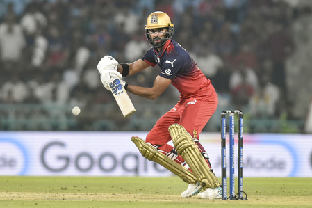 ‘Dev and Rajat showed great character’: Mo Bobat after RCB loss