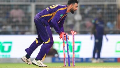 Varun is playing through a bit of pain; it shows how brave he is: Watson Varun is playing through a bit of pain; it shows how brave he is: Watson