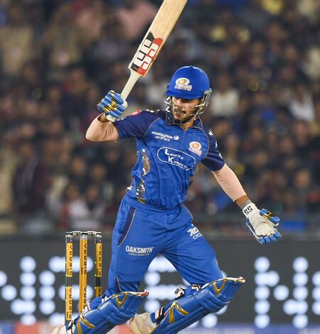 IPL 2026: Bhuvneshwar picks 4-23, but Tilak’s fifty takes MI to 166/7 against RCB IPL 2026: Bhuvneshwar picks 4-23, but Tilak’s fifty takes MI to 166/7 against RCB