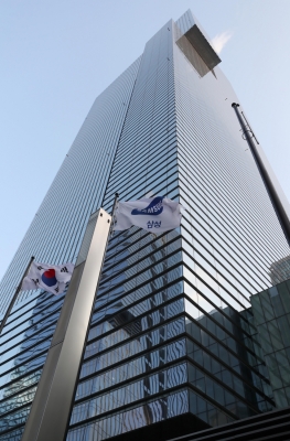 Samsung Electronics’ union to proceed with strike Samsung Electronics’ union to proceed with strike