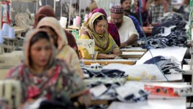 Pakistan’s exports continue to decline, trade deficit widens