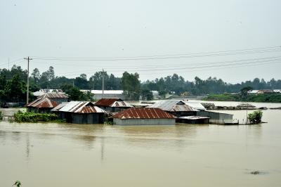 Climate migrants in Bangladesh struggle due to unsafe housing, temporary jobs: Report Climate migrants in Bangladesh struggle due to unsafe housing, temporary jobs: Report
