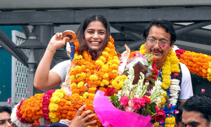 Manu Bhaker devastated by ‘irreparable damage’ after coach Jaspal Rana’s passing