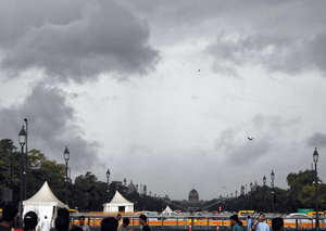 IMD issues yellow alert for Delhi today, warns of thunderstorms, gusty winds and rain