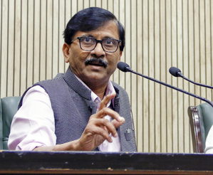 Money used to force withdrawal of MVA nominees in MLC polls: Sanjay Raut