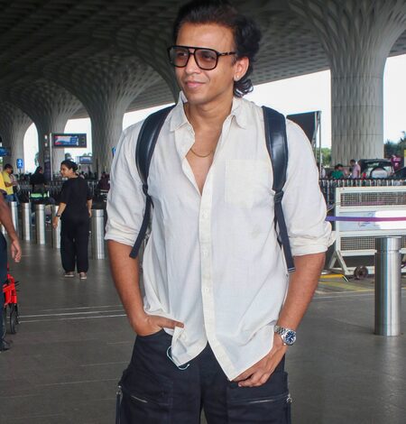 Abhijeet Sawant says lending his voice to film heroes is an exciting part of playback singing Abhijeet Sawant says lending his voice to film heroes is an exciting part of playback singing