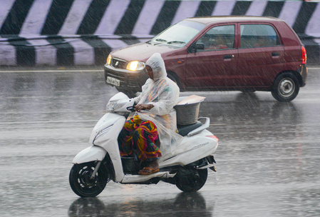 Moderate rain forecast across TN; Chennai temperatures may touch 38 degrees Celsius