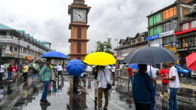 High-speed wind, thunderstorm & hail damage houses, crops in Valley