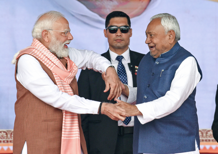 Nitish Kumar hails PM Modi’s 12-year tenure, praises governance model Nitish Kumar hails PM Modi’s 12-year tenure, praises governance model