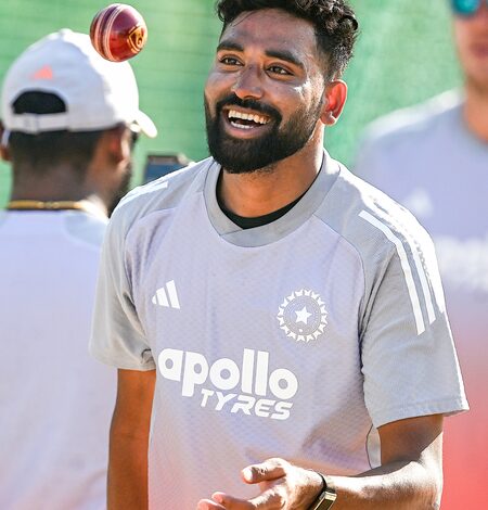 ‘Siraj bowled yesterday, he looked absolutely fine’, says ten Doeschate ahead of Afghanistan Test ‘Siraj bowled yesterday, he looked absolutely fine’, says ten Doeschate ahead of Afghanistan Test