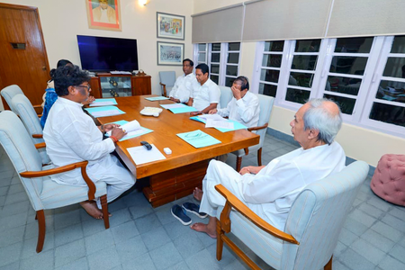 Odisha: Naveen Patnaik raises concern over pension delay for 18 lakh beneficiaries Odisha: Naveen Patnaik raises concern over pension delay for 18 lakh beneficiaries