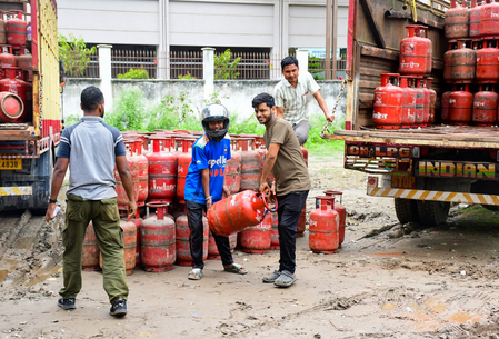 Supply cost of domestic LPG cylinder rises to over Rs 1,600 amid West Asia crisis Supply cost of domestic LPG cylinder rises to over Rs 1,600 amid West Asia crisis