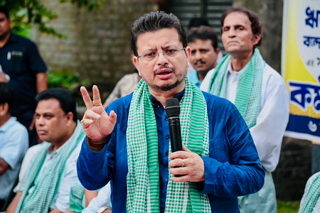 Trinamool breaks; new block names Ritabrata Banerjee as LoP, retains Mamata Banerjee as supremo