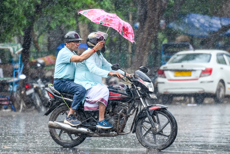 Thunderstorms, strong winds likely in MP for five days