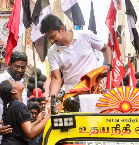 DMK supporters launch Gen-Z outreach drive across TN to strengthen youth political participation DMK supporters launch Gen-Z outreach drive across TN to strengthen youth political participation
