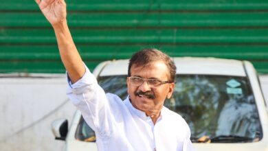 Maha: Shiv Sen UBT issues whip on Delhi meet amid split rumours Maha: Shiv Sen UBT issues whip on Delhi meet amid split rumours