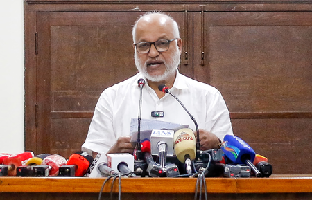 CPI(M) questions Congress poll campaign in Kerala, seeks clarity ahead of INDIA Bloc meet CPI(M) questions Congress poll campaign in Kerala, seeks clarity ahead of INDIA Bloc meet